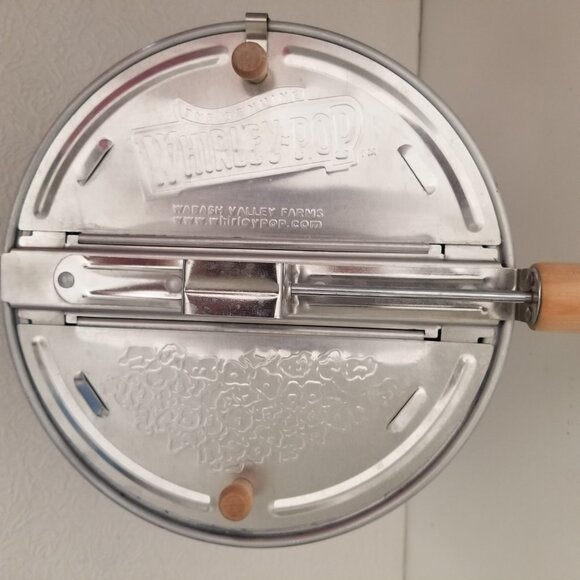 WHIRLEY POP Popcorn Popper Hand Crank Wabash Valley Farms Stovetop 6 Quart - Picture 2 of 14